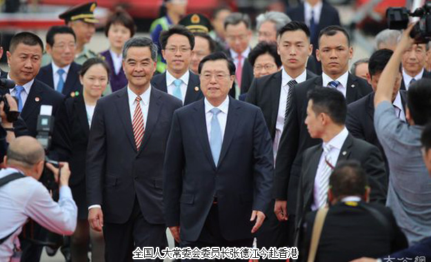 湖南省青年企業(yè)家赴港參與“一帶一路”經(jīng)貿(mào)交流，胡國(guó)安董事長(zhǎng)考察港交所、高盛投行等機(jī)構(gòu)