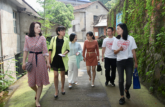 關(guān)注女性健康丨綠之韻慰問(wèn)患病貧困母親實(shí)錄