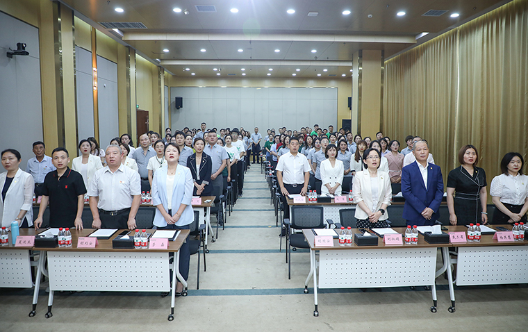 齊心協(xié)力 “七”開得勝丨綠之韻集團2023年半年度總結(jié)大會舉行