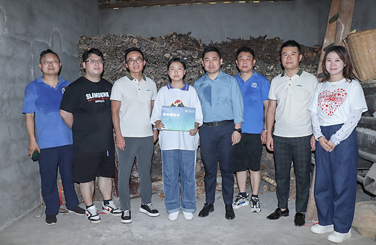 綻放微力量 | 綠之韻公益基金會攜手湖南省慈善總會“愛心改變命運(yùn)”首站走進(jìn)常德桃源