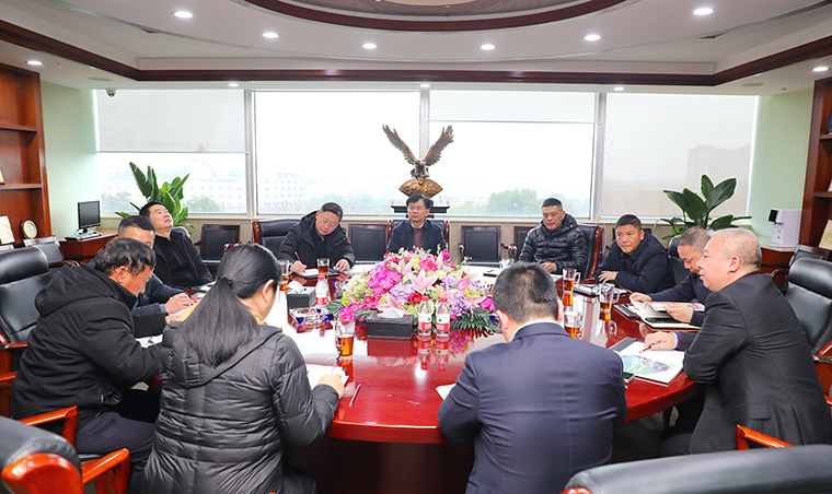 瀏陽經(jīng)開區(qū)黨工委副書記、管委會(huì)主任喻輝一行蒞臨綠之韻調(diào)研座談