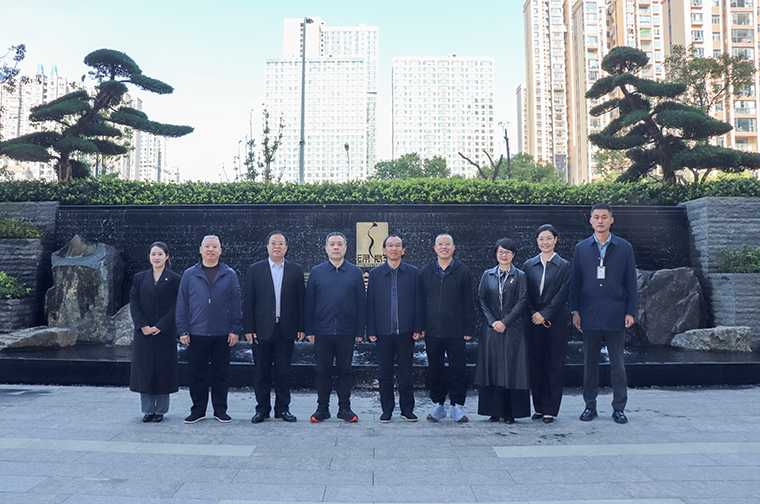 安化縣人大常委會黨組書記、主任陳飛燕一行蒞臨綠之韻中心調(diào)研